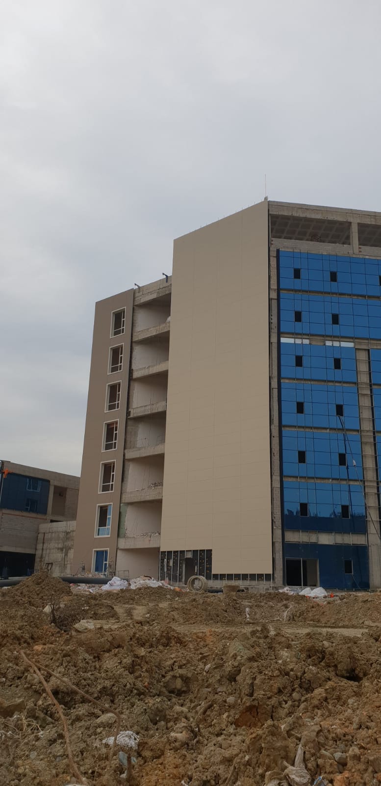 Giresun Devlet Hastanesi cephe detay