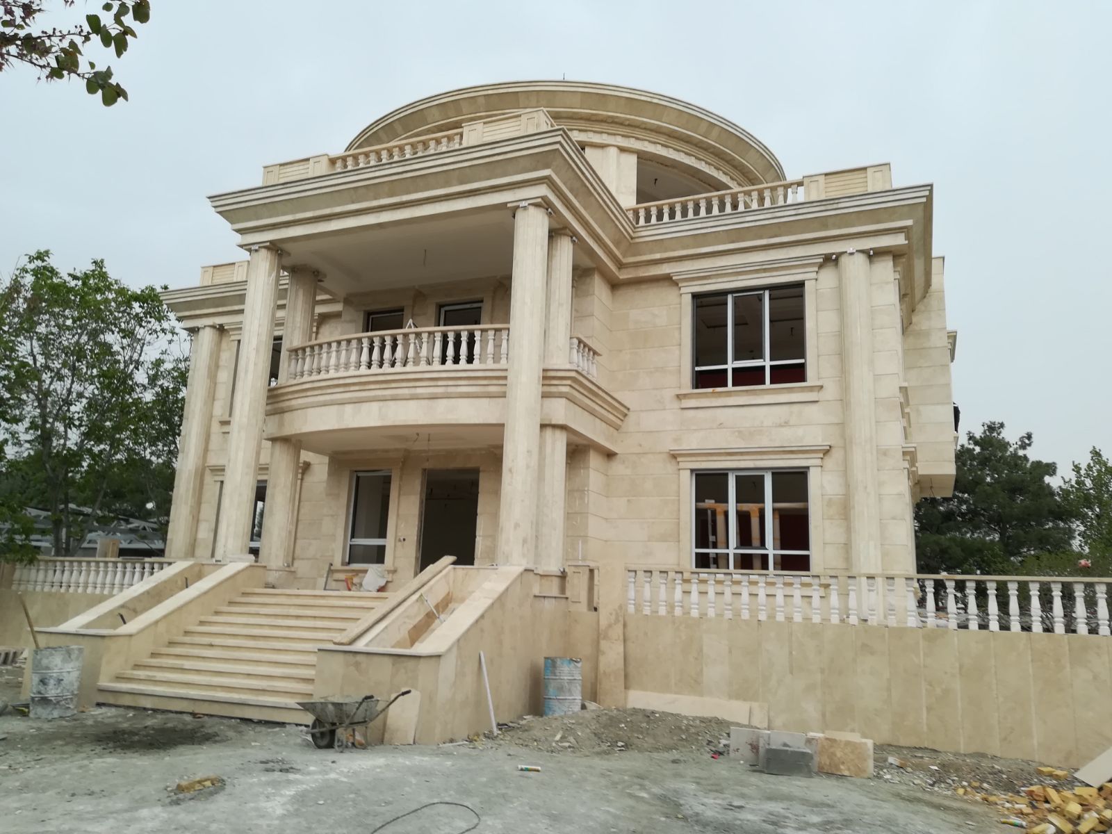 Tahran Villa